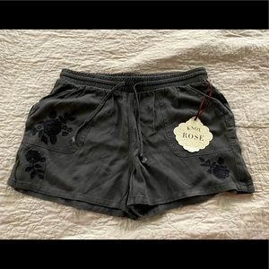 Knox Rose shorts